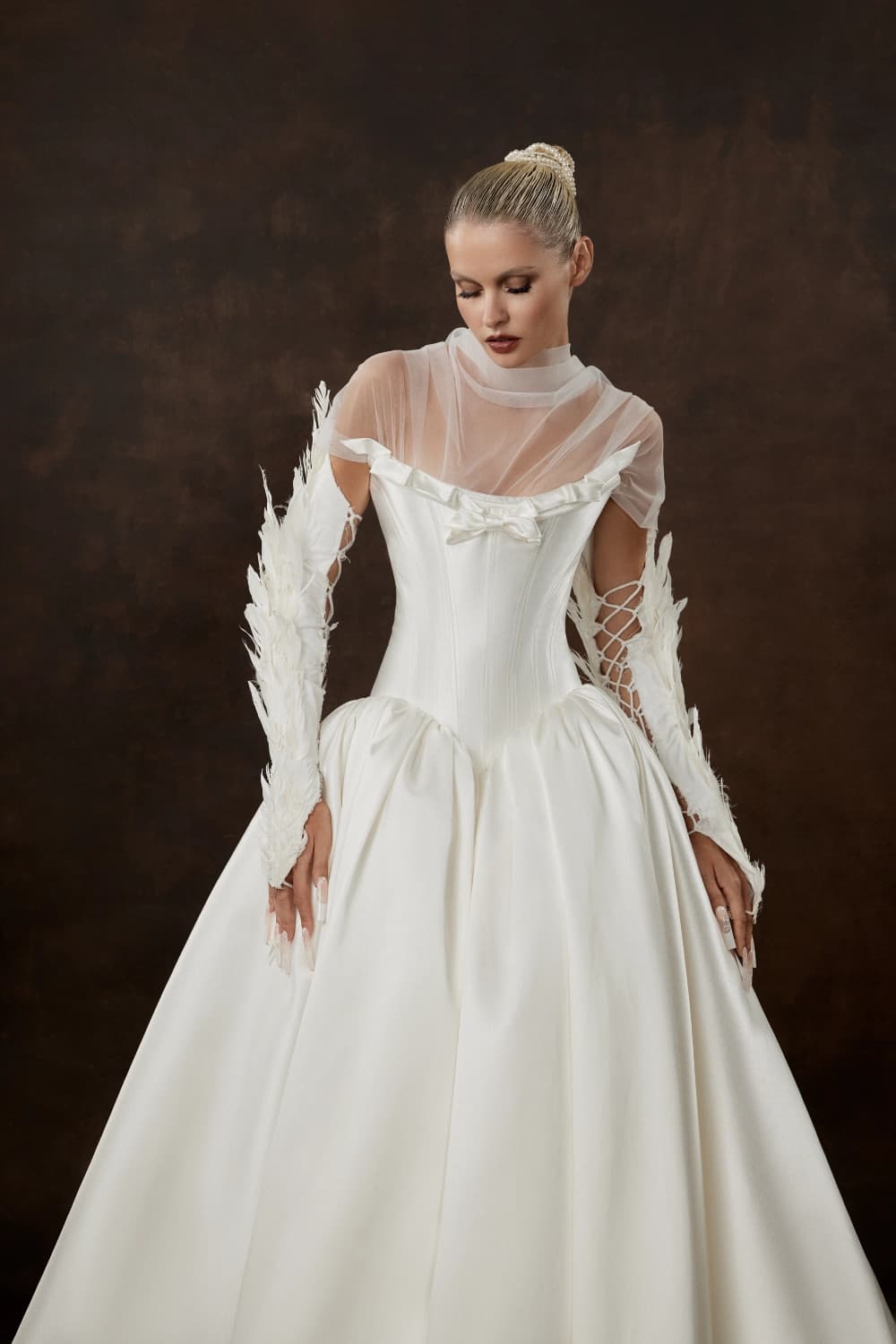 Ioanna by Rara Avis, view 2